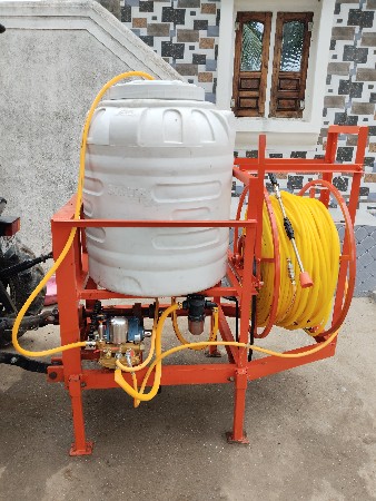 દવા છાંટવાનો પંપ