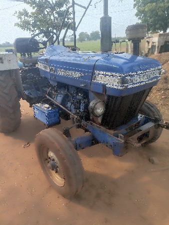 tractor sell