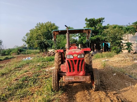 મહેન્દ્રા 275