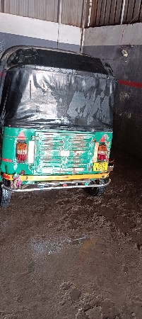 રીક્ષા વેચવાની છે