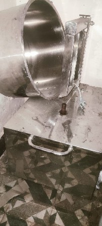 શ્રી ખંડ મશીન