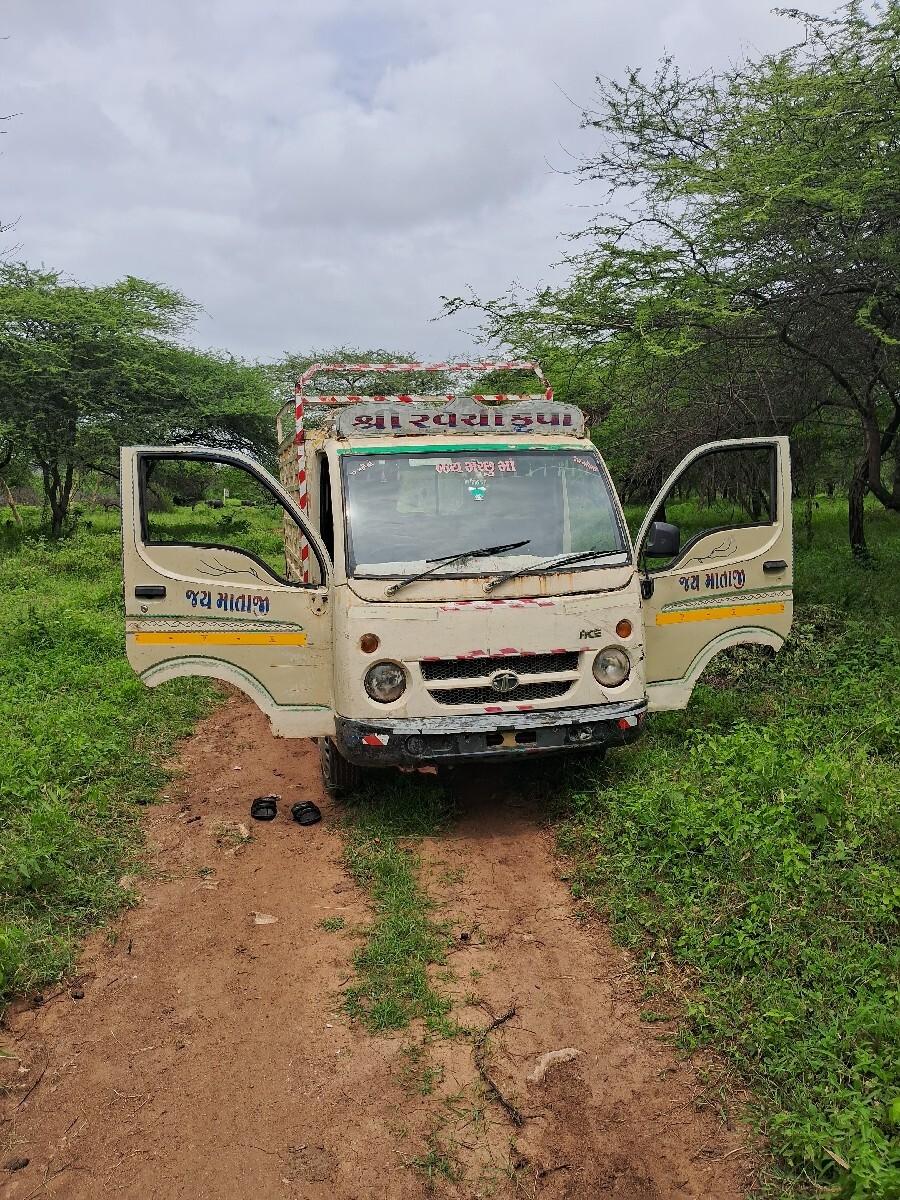 વેચવામીછે