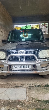 સ્કોર્પીયો વેચવાનો છે