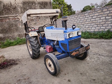 ટ્રેક્ટર