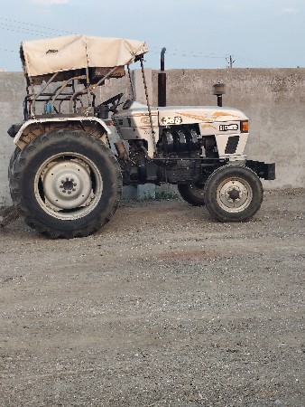 આઇસર ટૈકટર વેચવાનું છે