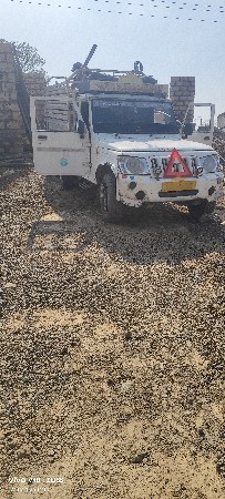 બોલેરો મેક્સી ટ્રેક