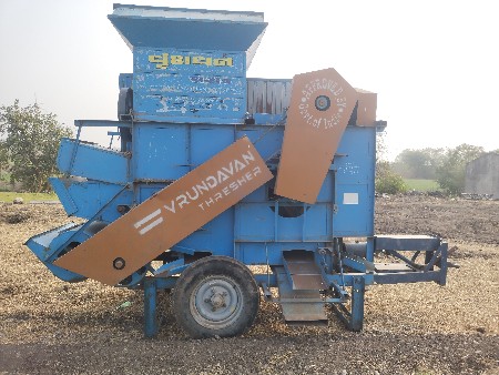 ચારનું થ્રેસર