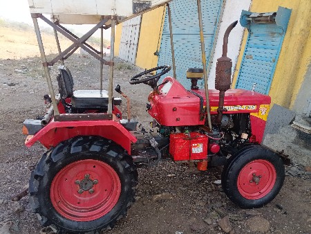 યુવરાજ 215