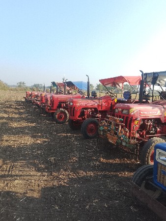 મહેન્દ્ર 275 475 અને યુવરાજ 215