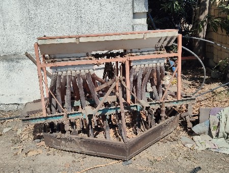 ધરતીની ઓરણી  વેસસવાની છે