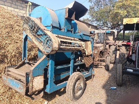 થ્રેશર વેચવાનું છે 
મોડલ 2016