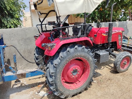 mahindra yuvo TECH+ 415 Di