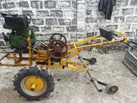 કલ્ટીવેટર વેચવાનું છે.