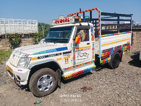 બોલેરો પીકપ