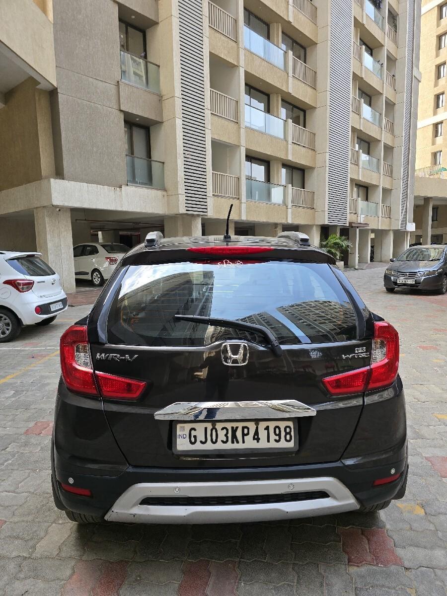 थंबनेल 2