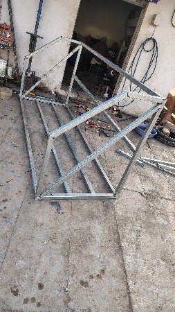 ડી. જે પીંજરા માટે મળો