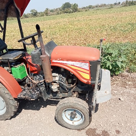 મીનીટ્રેકટર