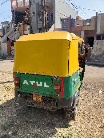 અતુલ જેમીની સીએનજી