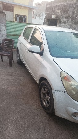 અલ્ટો વેચવાનો