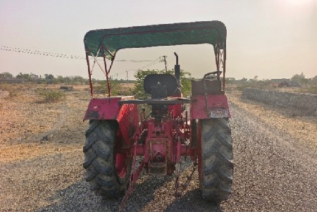 Mahindra b 275 di