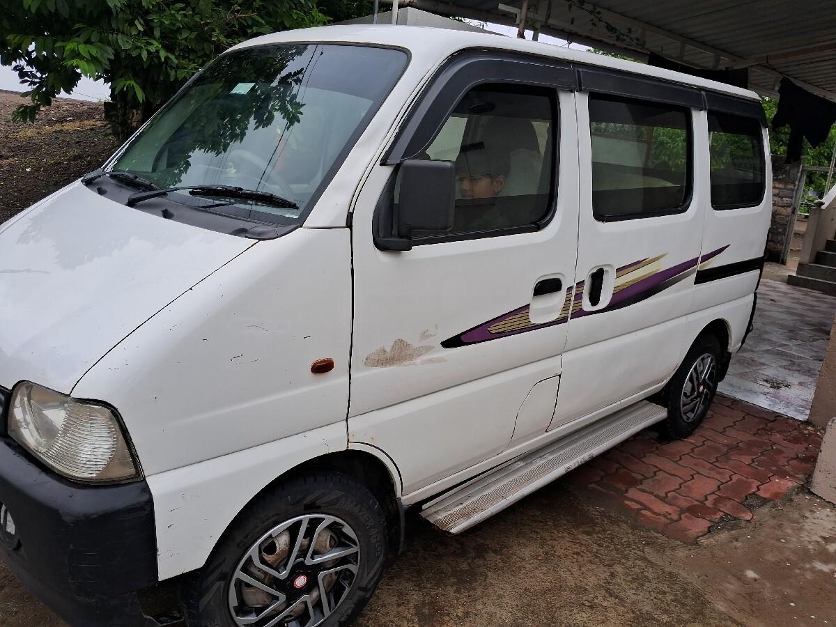 વેચવાની છે