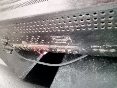 ahuja  250v. peti speaker