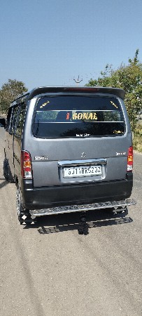 ઈકો ગાડી વેચવાની છે .