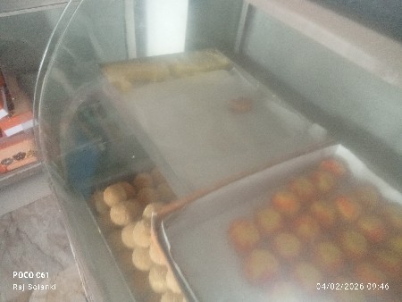 મીઠાઈ ઓડર‌ માટે રસોડા માટે મળી