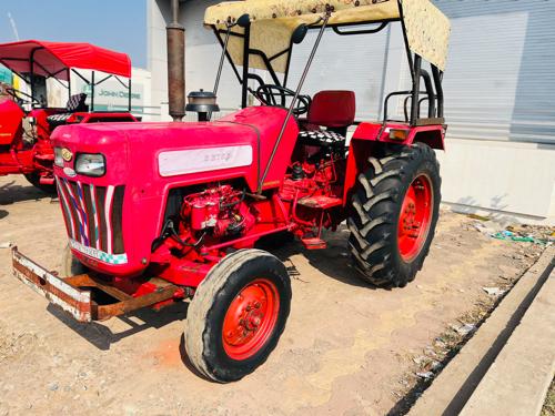 Mahindra 275