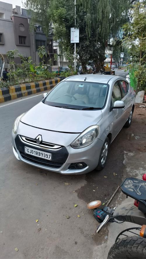 Renault Scala diesel 12-2012 rxz