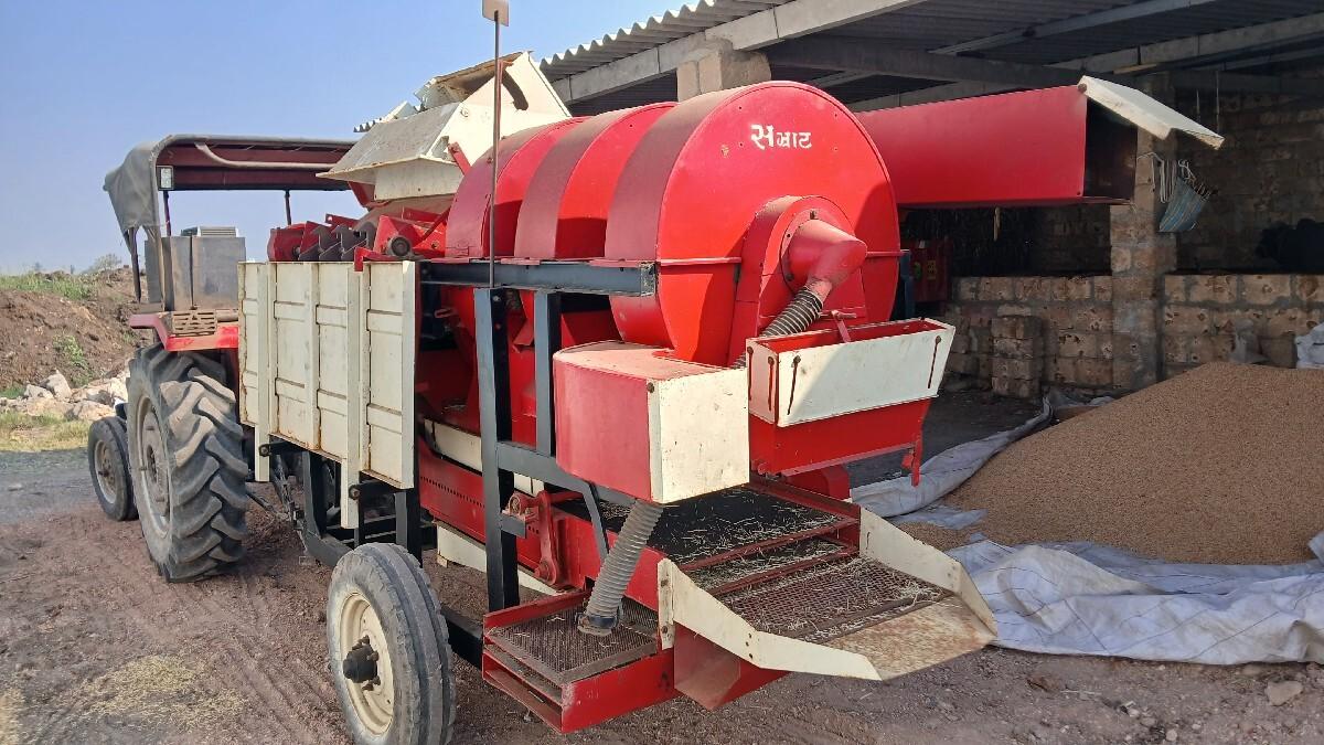 ફુકની વેચવાની છે