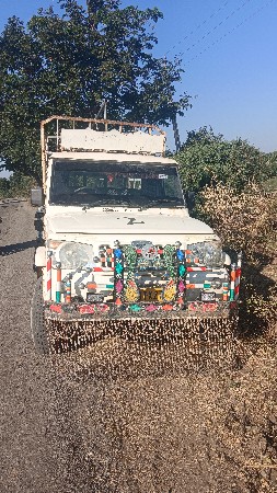 મેક્સી ટક બોલેરો વેચવાનો છે