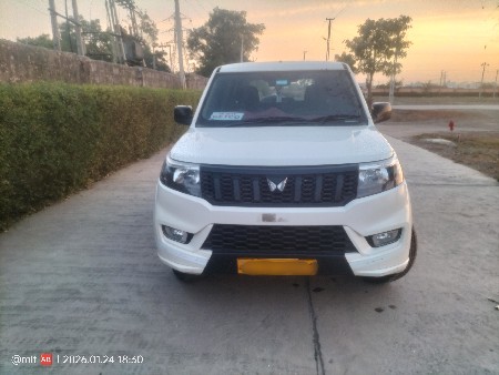 Mahindra Bolero neo