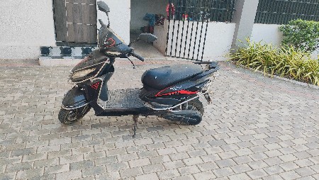 joy scooty vechava ni che