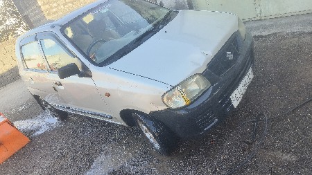 ફોર વ્હીલ-કાર વેચવાની છે