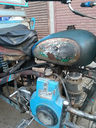 7:30 ની રિક્ષા છે