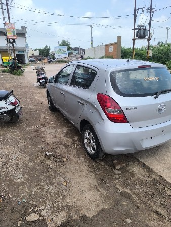 थंबनेल 2