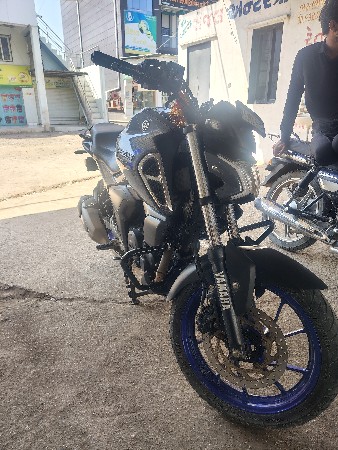 fz v4 yamaha