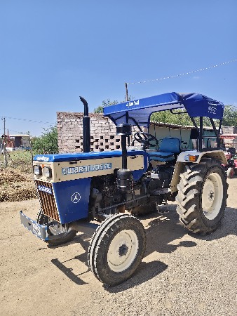 સ્વરાજ 735 fe