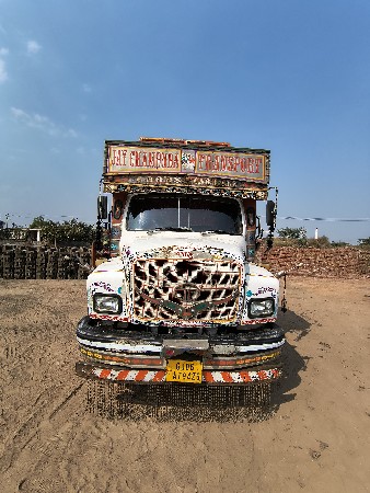 થંબનેલ 2