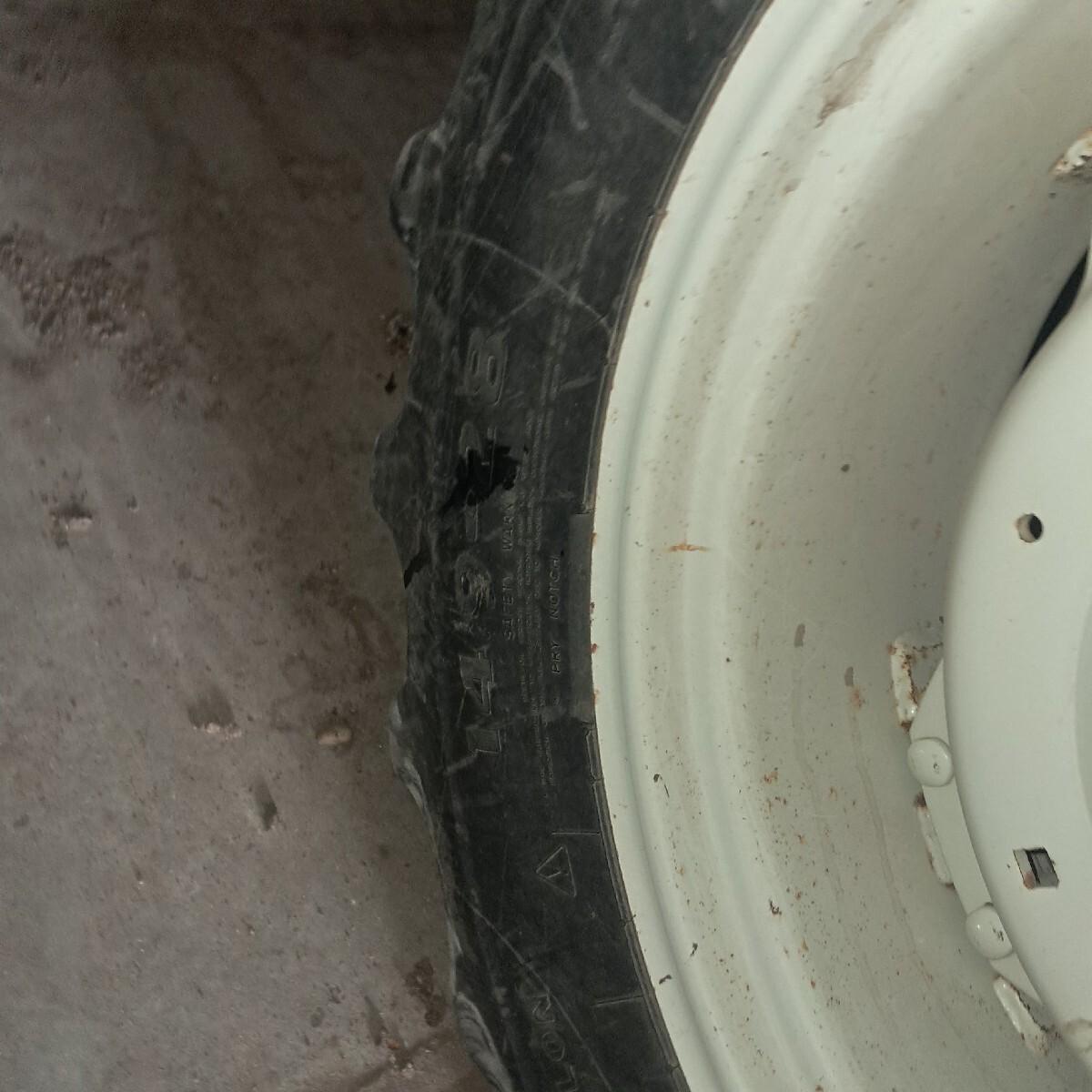 ટેકટર ટાયર