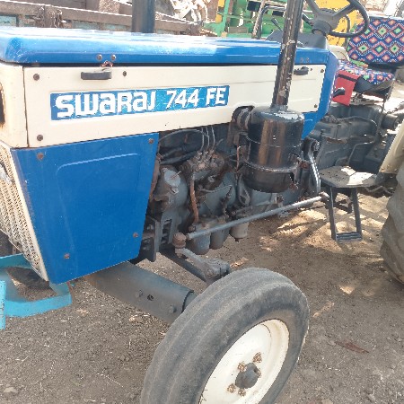 સવરાજ ટેકટર વેચવાનું છે