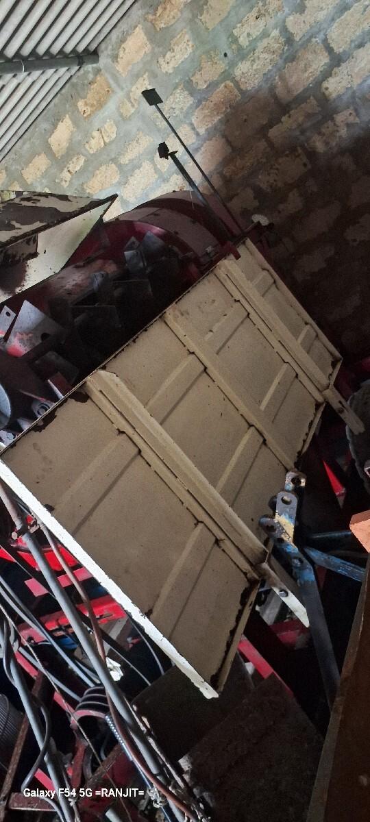 ફૂંકણી વેચવાની છે