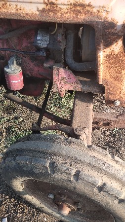 ટ્રેક્ટર વેચવાનું છે