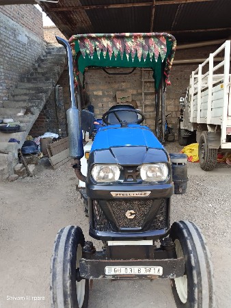 ટ્રેકટર વેચવાનું છે