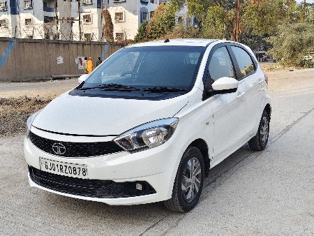 tata Tiago cng