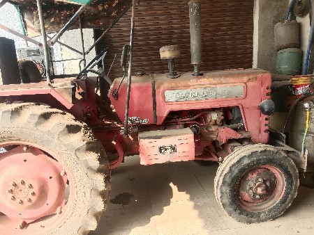 ટ્રેકટર વેચવાનું છે