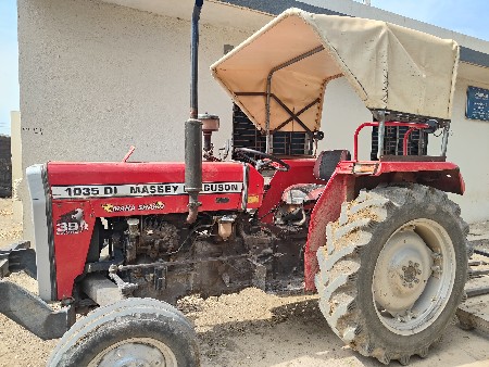 ટ્રેકટર 1035
39 હોર્સ પાવર di