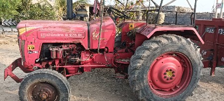 આ ટ્રેક્ટર વેચવાનું છે