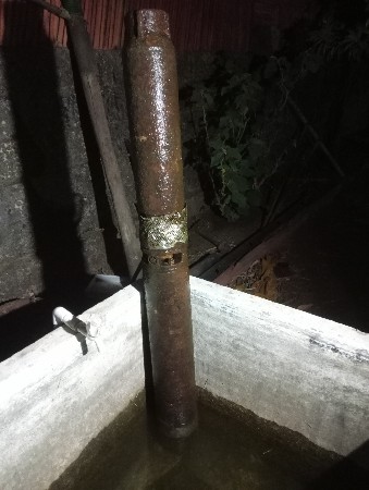 છ છ ચાર ની મોટર ઉભી